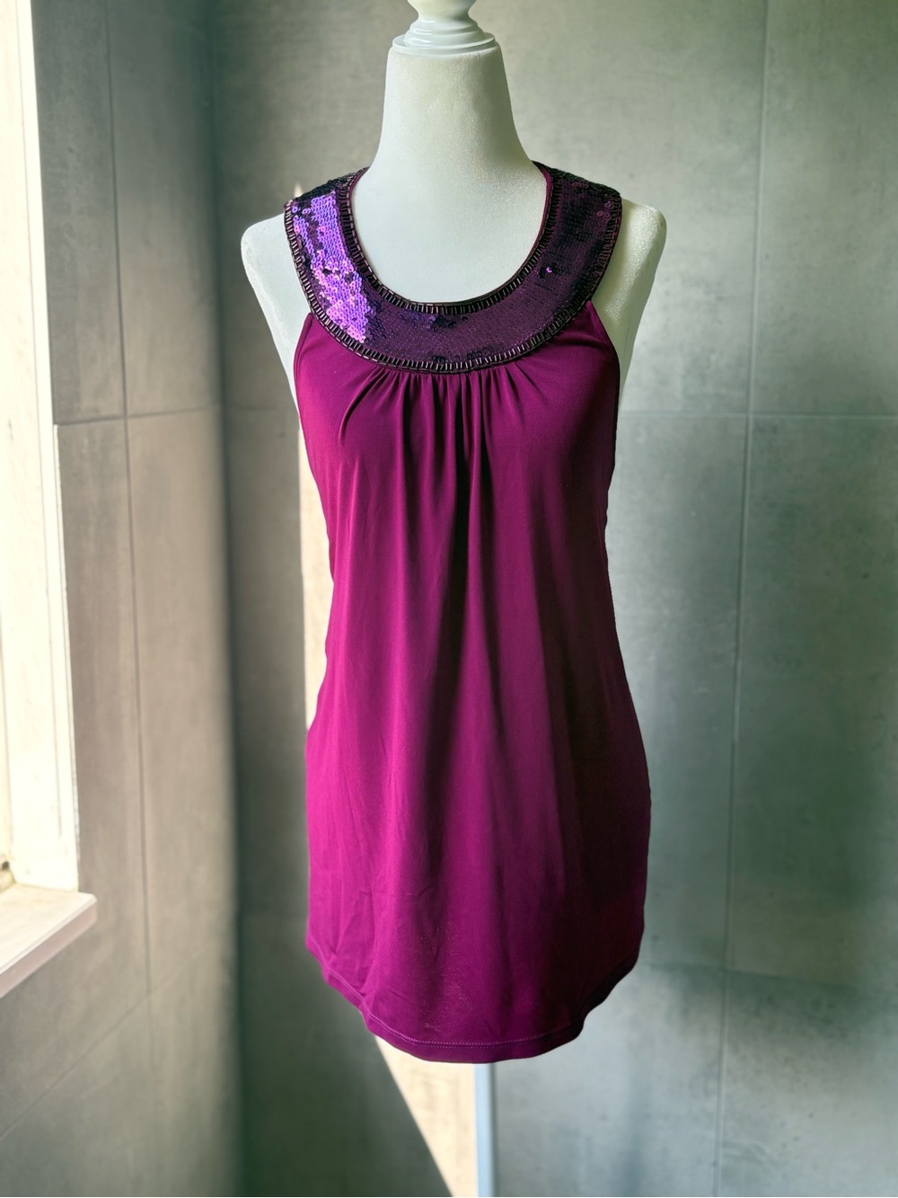Express Sleeveless Beaded Collar Tank Top - Plum